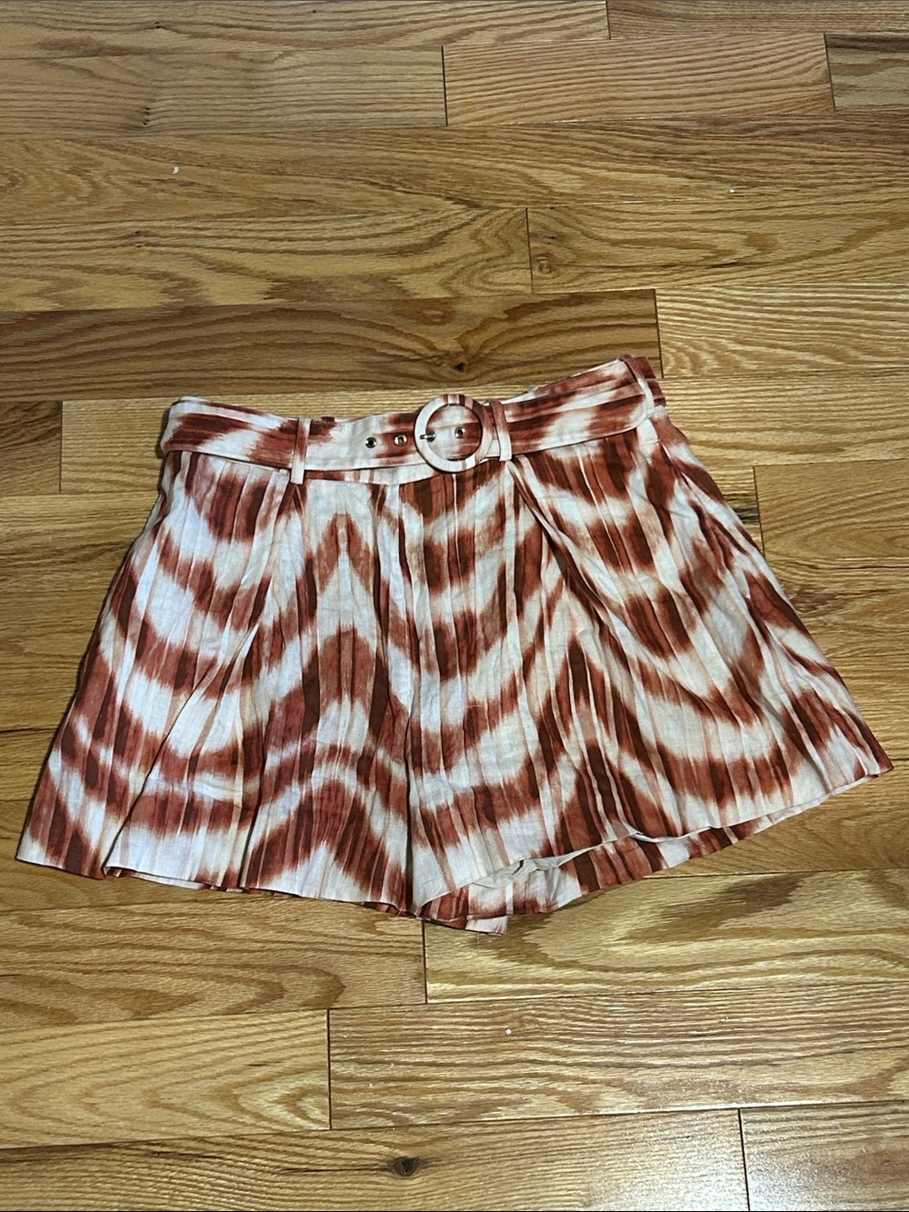 Banana Republic Rust and White Tie-Dye Pleated Shorts